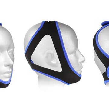 A pair of mannequins with a blue Morpheus Deluxe Chinstrap.